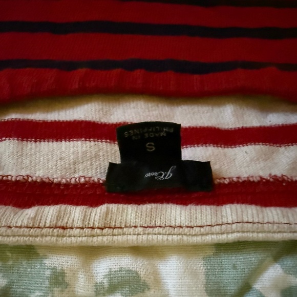 Striped Red, Navy, and White 3/4 Sleeve Heavyweight Knit Shirt - Picture 3 of 5